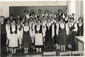 Joensuun-naiskuoro-1966